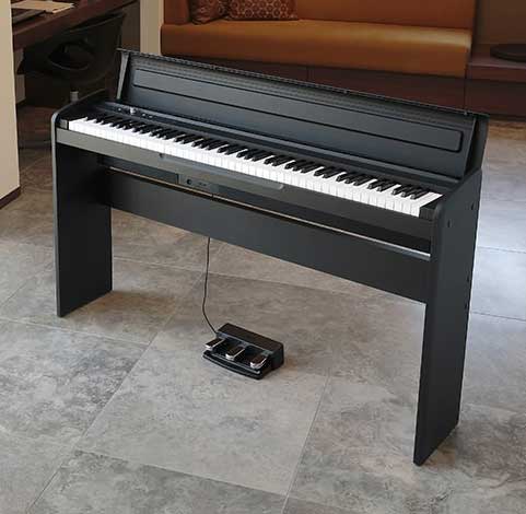 Električni klavir Korg LP-180 BK
