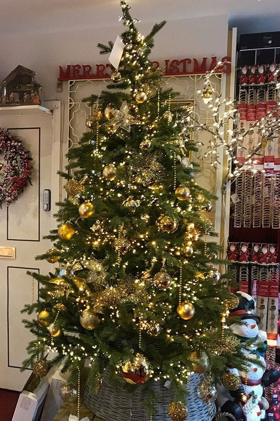 Realistično veštačko božićno drvo Everlands Allison Pine 180 cm