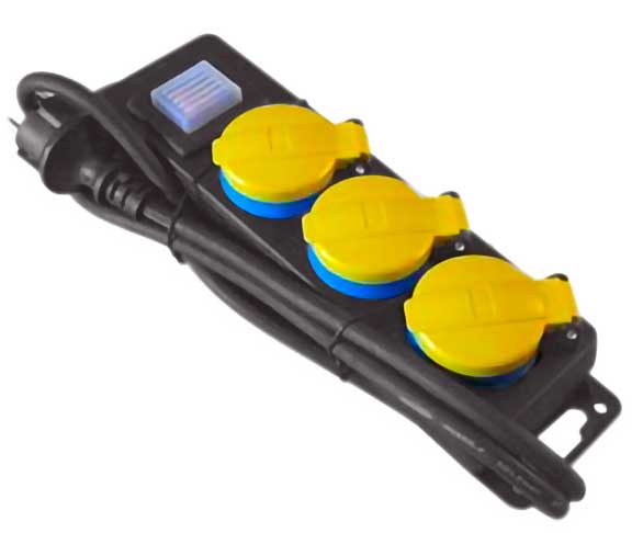 Produžni kabl sa 3 utičnice i prekidačem 1,5m G03MPK/1.5