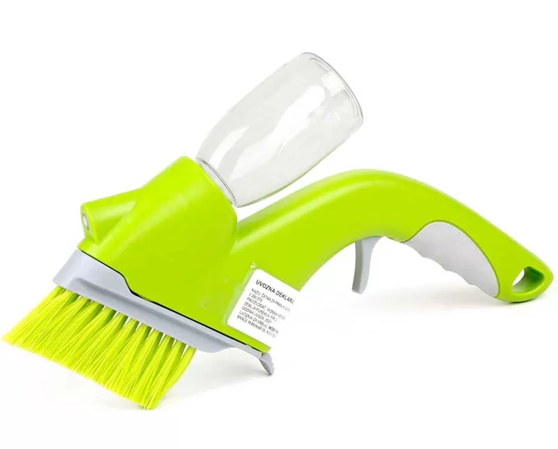 Četka za pranje sa rezervoarom za tečnost i prskalicom