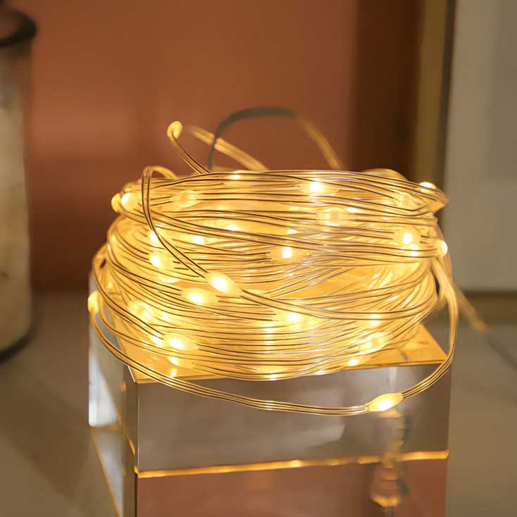 Svetleći niz sa 1000 toplo belih LED dioda 70m