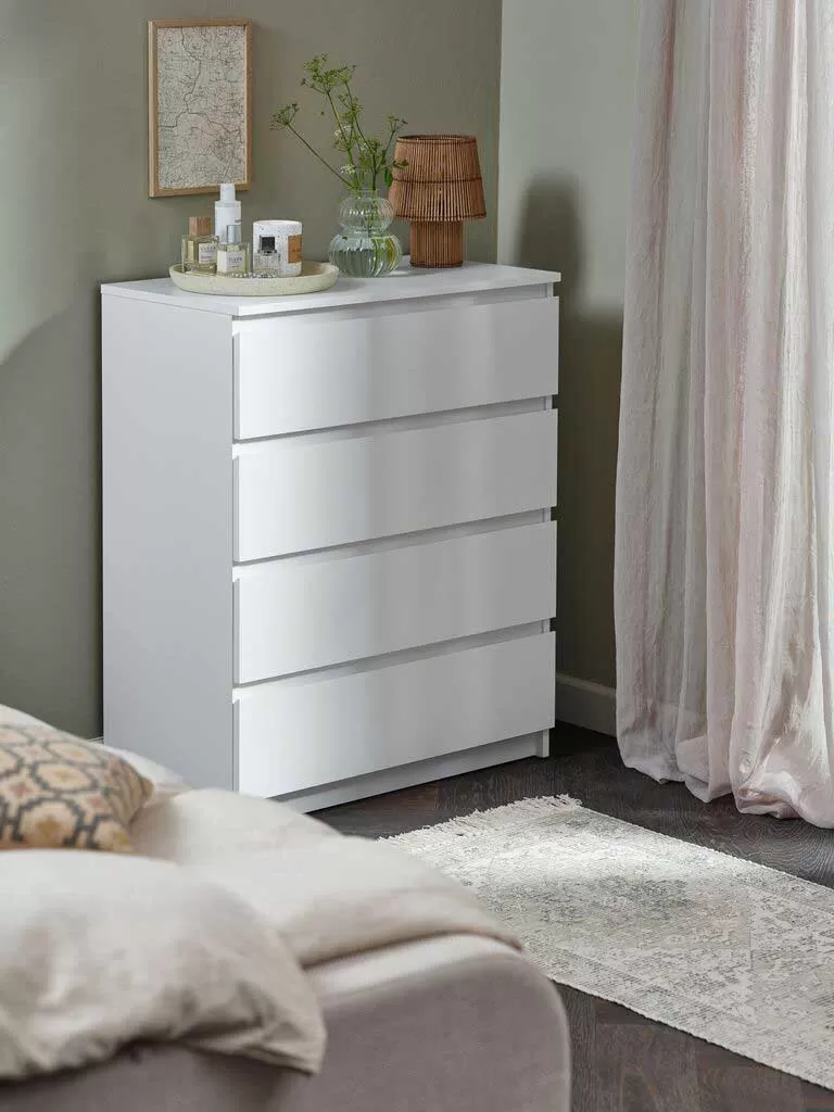 Komoda Sa 4 Fioke Angel Bela Boja