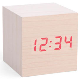 Kikkerland Budilnik Wood Cube light AC22