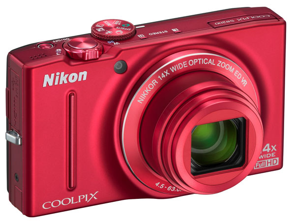 Nikon Digitalni Fotoaparat CoolPix S8200 Crveni 16706