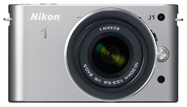 Nikon 1 digitalni fotoaparat sa zamenljivim objektivima J1 Silver set sa objektivima 10-30mm i 30-110mm 16715