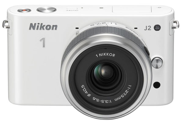 Nikon 1 digitalni fotoaparat sa zamenljivim objektivima J2 Beli set sa objektivom 11-27.5mm 16980
