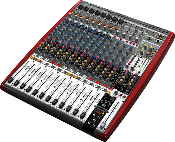 Behringer Xenyx UFX1604 - Mikseta