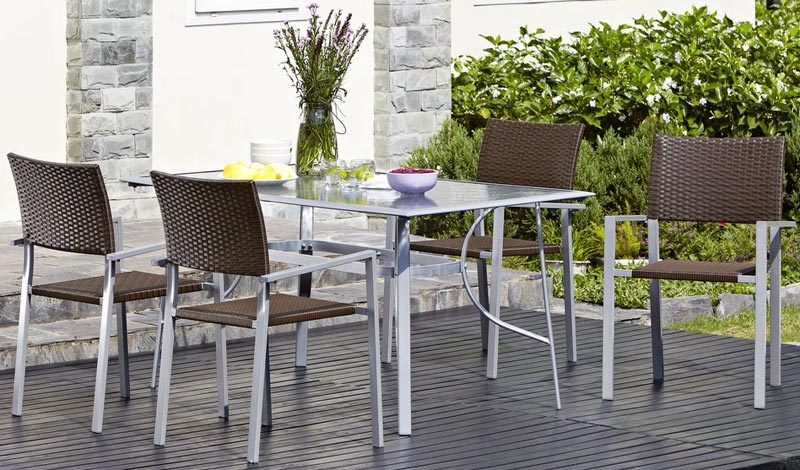 Baštenska Garnitura Za Dvorišta i Kafiće Regent - 4 Stolice + Sto sa staklom