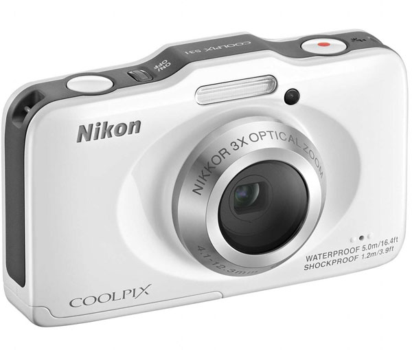Nikon Digitalni Fotoaparat CoolPix S31 bela