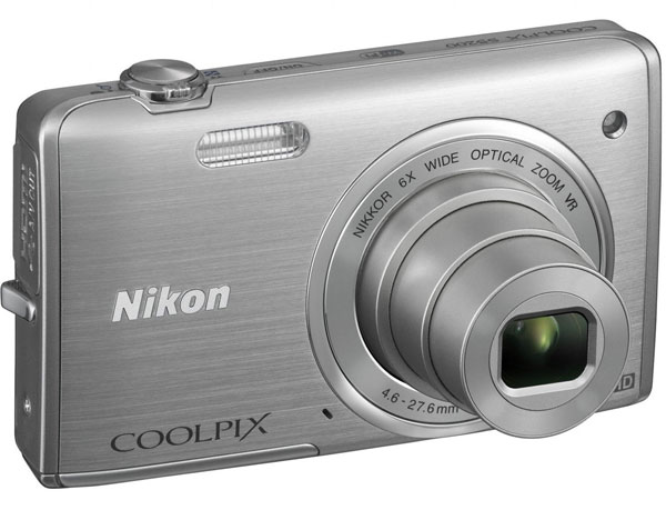 Nikon Digitalni Fotoaparat CoolPix S5200 silver