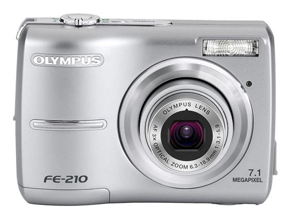 Olympus FE-210 + poklon torbica i XD kartica 1 GB