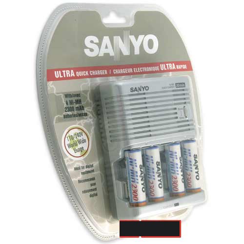 Sanyo superbrzi punjač za baterije + 4 AA baterije 2300 mAh