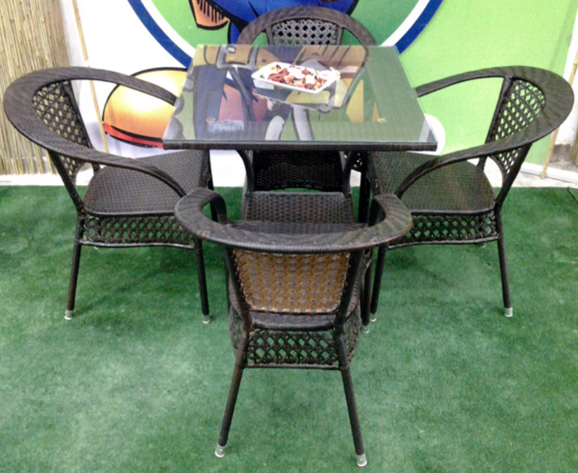 Ratan PE Garnitura Estoril II - 4 Fotelje + Sto