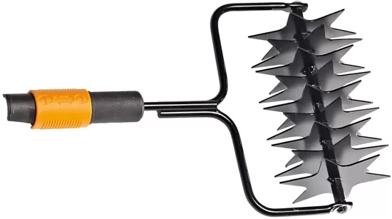 Spajker za provetravanje zemlje Fiskars 136524 023531