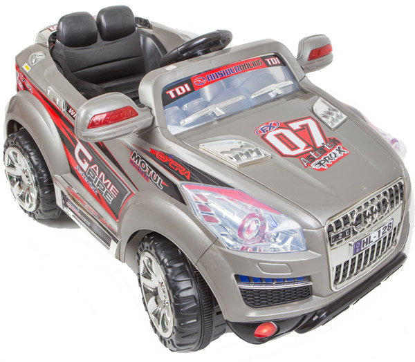 Automobil na akumulator Audi Q7 sivi