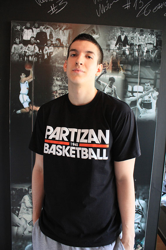 Partizan 1945 Basketball Majica M
