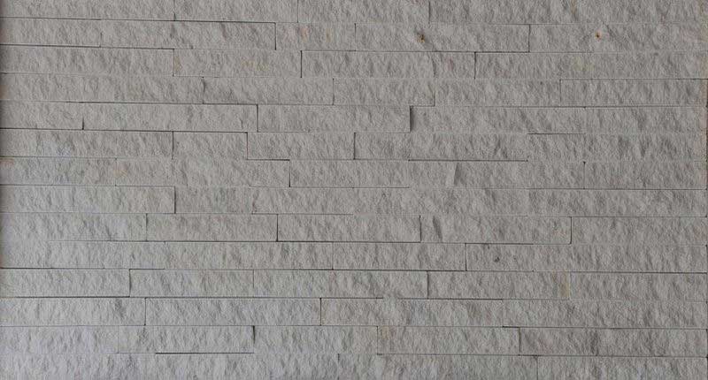 Dekorativni prirodni zidni kamen Espresso Beli štanglice 1m2