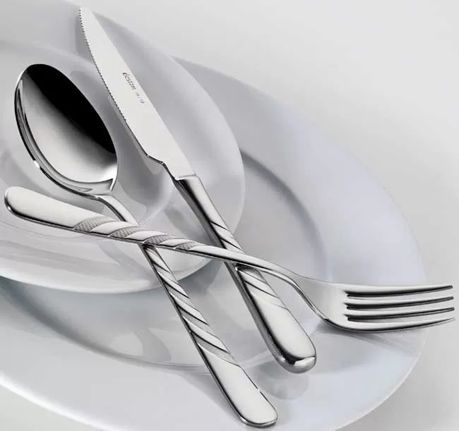 Escajg Destan 18 delova PR019