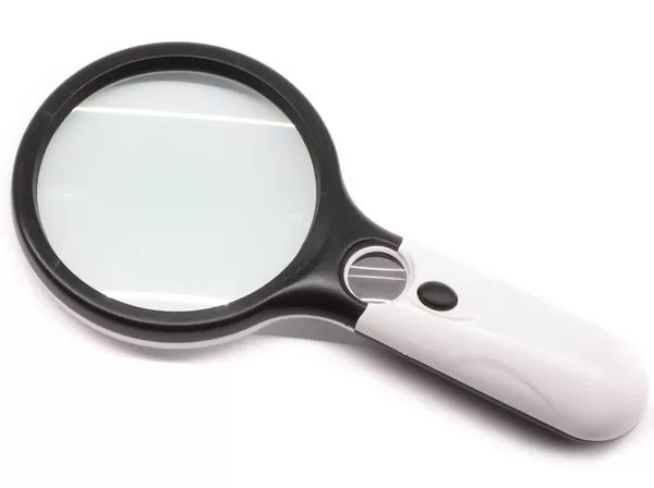 Lupa 2,5x i 4,5x sa LED osvetljenjem 6903