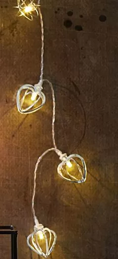 Novogodišnje LED lampice na baterije Srca