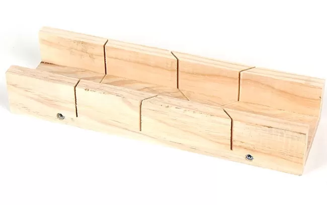 Drveni kalup za sečenje testerom pod uglom 300mm 0532271