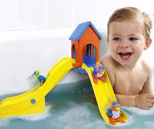 Tomy Pingvini Sa Toboganom TM2162