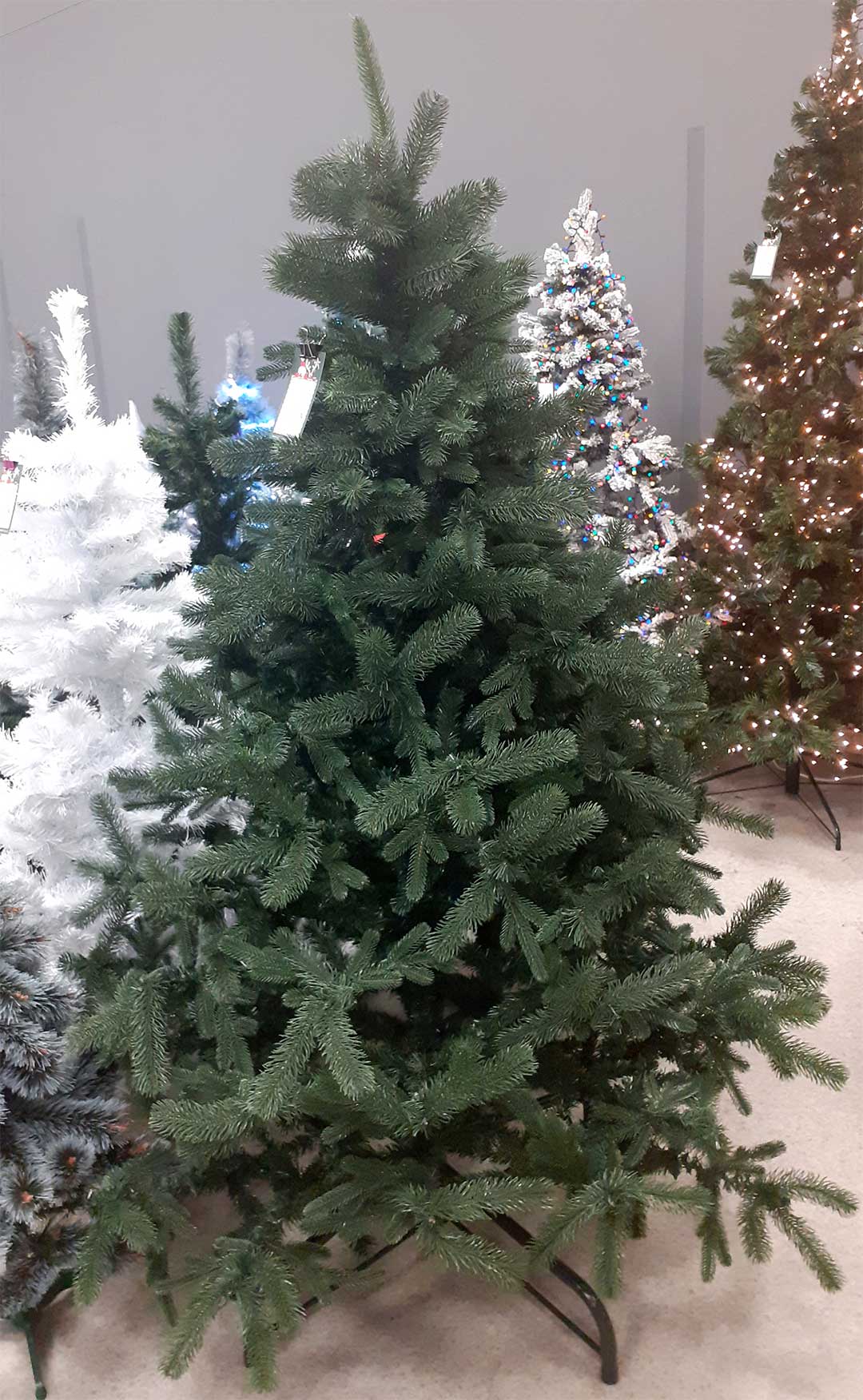 Realistična gusta novogodišnja jelka sa 3D iglicama Romsdal 250 cm