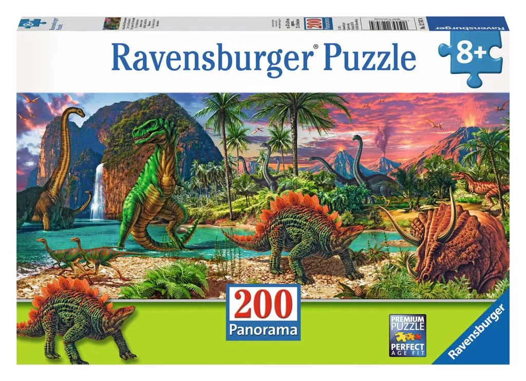 Ravensburger puzzle Životinje - In the Land of the Dinosaurs 200 delova PANORAMA prikaz RA12747