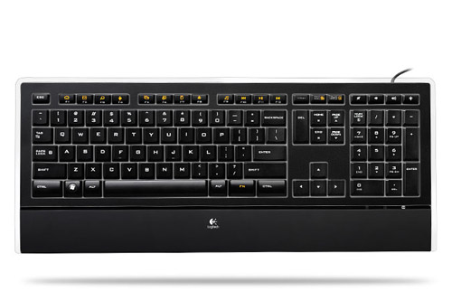 Logitech Osvetljena Tastatura + poklon Apacer memorija 2 GB