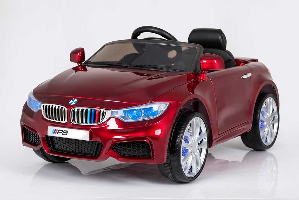 Dečji automobil na akumulator BMW8 crveni