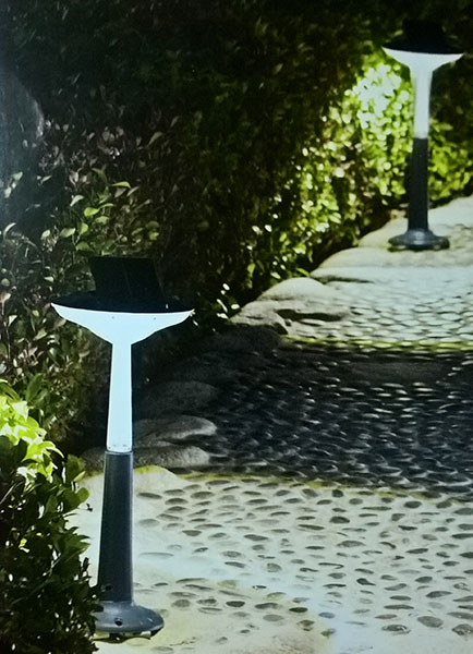 Solarna baštenska LED lampa Intex 28689