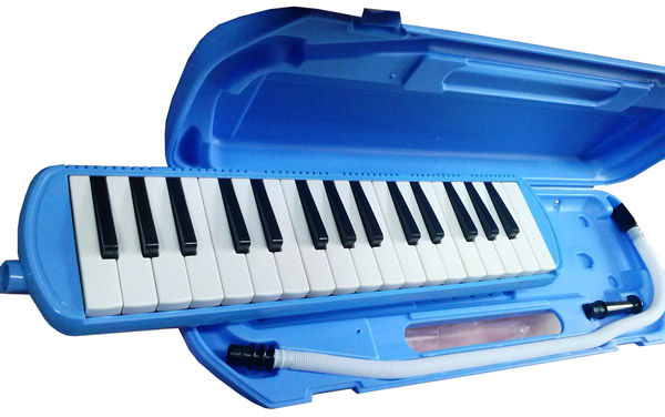 Moller Melodika sa koferom 840 plava