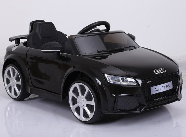Dečiji automobil na akumulator Audi TT RS 2018 Crni
