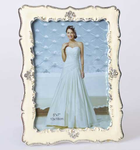 Metalni ram za fotografije dimenzija 13 x 18 cm 716108