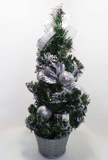 Novogodišnja dekorisana stona jelka 40cm 170523