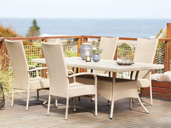 Baštenska garnitura Artis Sto i četiri stolice