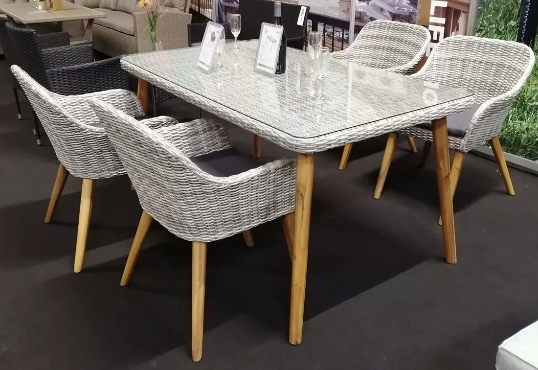 Garniture od PE Ratana