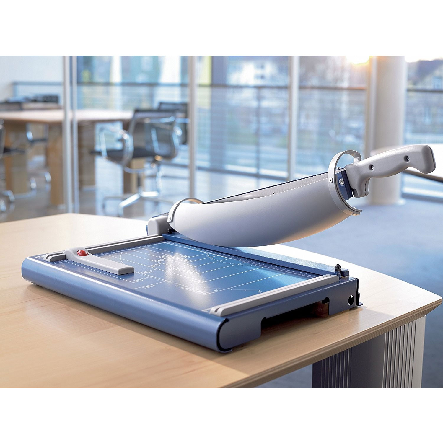 Profesionalni sekač - giljotina za papir Dahle 561