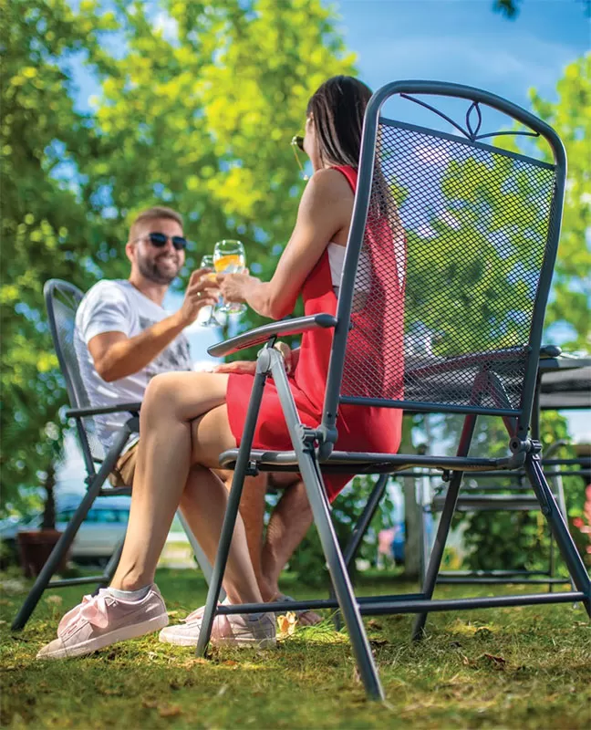 PODESIVE BAŠTENSKE STOLICE