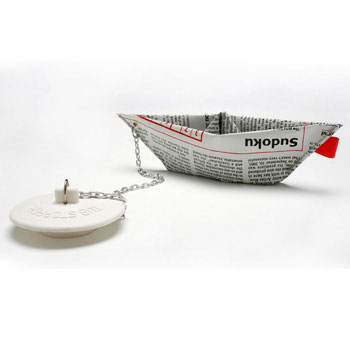 MonkeyBusiness Zapušač za kadu Brodić od novina