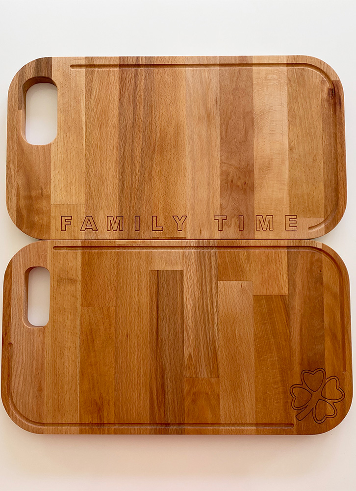 Pravougaona daska za sečenje od drveta bukve,Familiy time 40x22cm - dodatni pogled