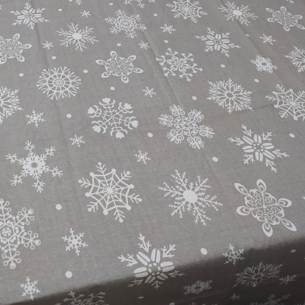 Dekorativni novogodišnji stolnjak Eira Grey 180x130cm - dodatni pogled