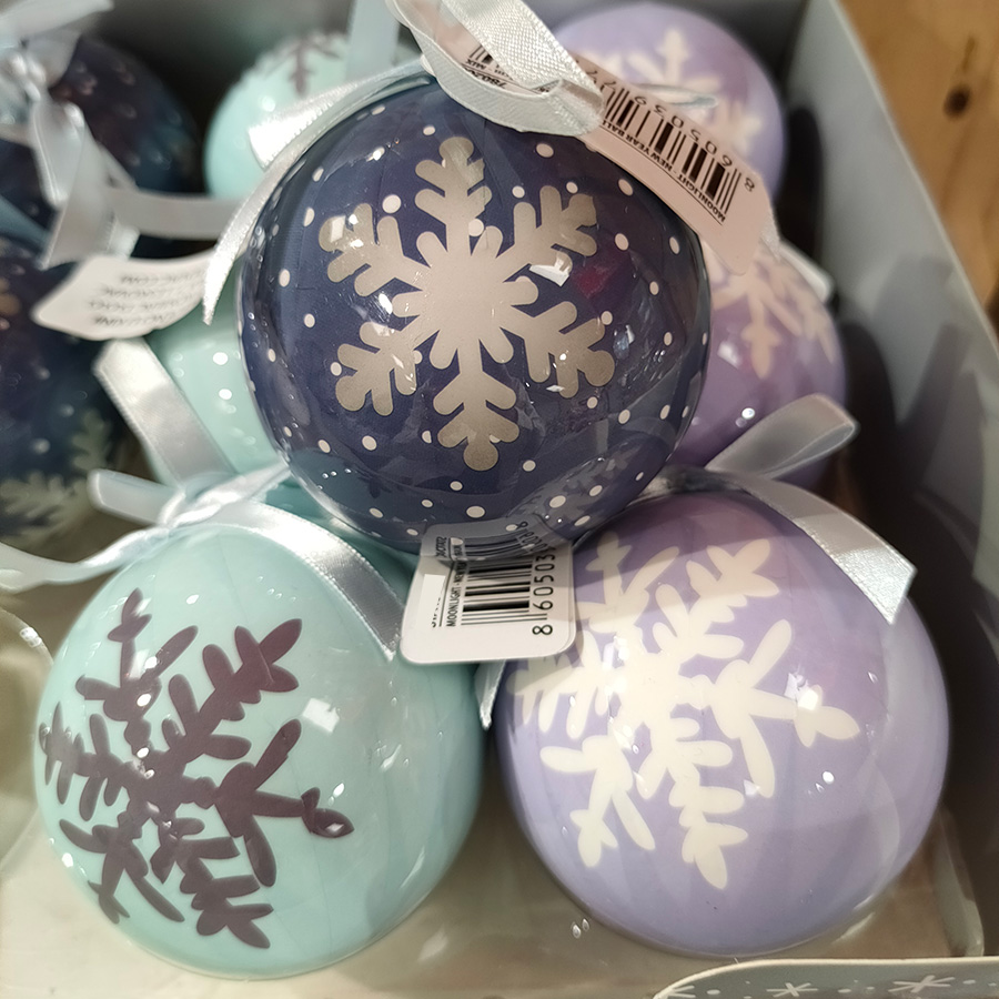 Ukrasi za jelku - moderne pastelne boje - 12 komada - dodatni pogled