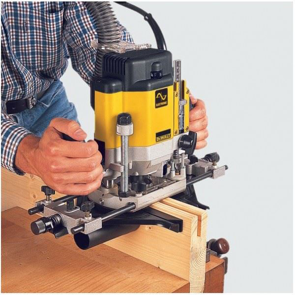 DeWALT glodalica za drvo DW625E - dodatni pogled
