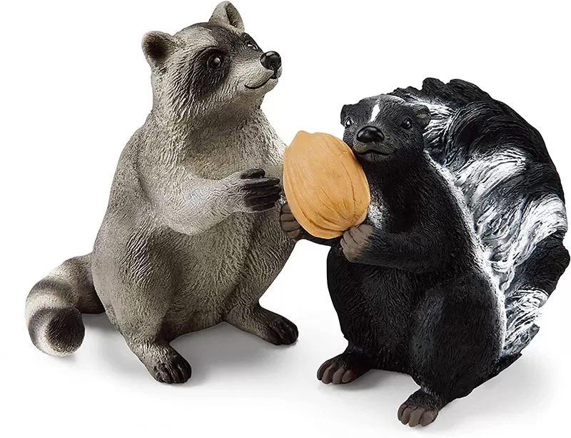 Schleich figure Divlje životinje - Rakuni i tvor - Borba za orah 42532