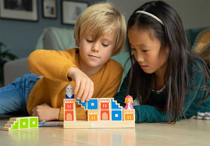 Logička igra savladavanja izazova Camelot Jr. Smart Games - dodatni pogled