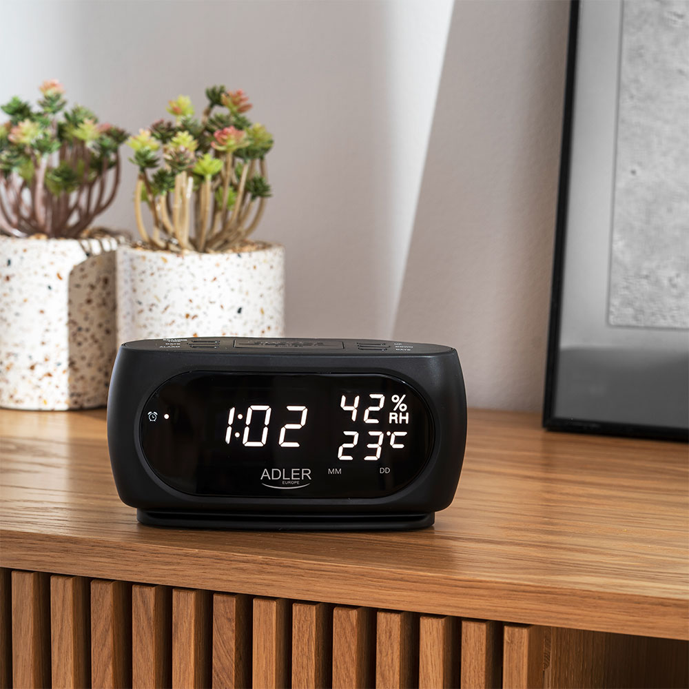Adler AD 1186 LED sat sa termometrom - dodatni pogled