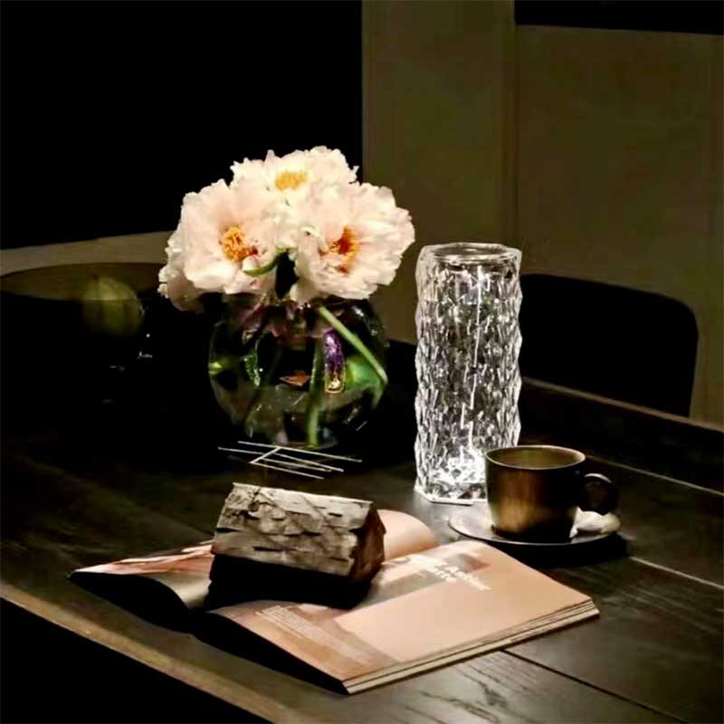 Stona LED lampa sa punjivom baterijom RGB YW6930-4818 - dodatni pogled