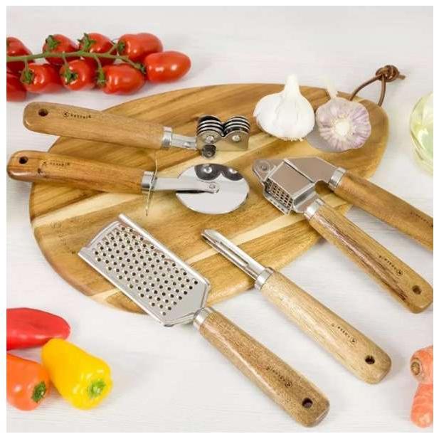 Kassel Kuhinjski pribor Set 5 Delova - dodatni pogled