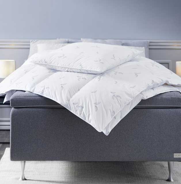 Perjani jastuk punjen pačjim perjem i paperjem 50x70x17cm - dodatni pogled